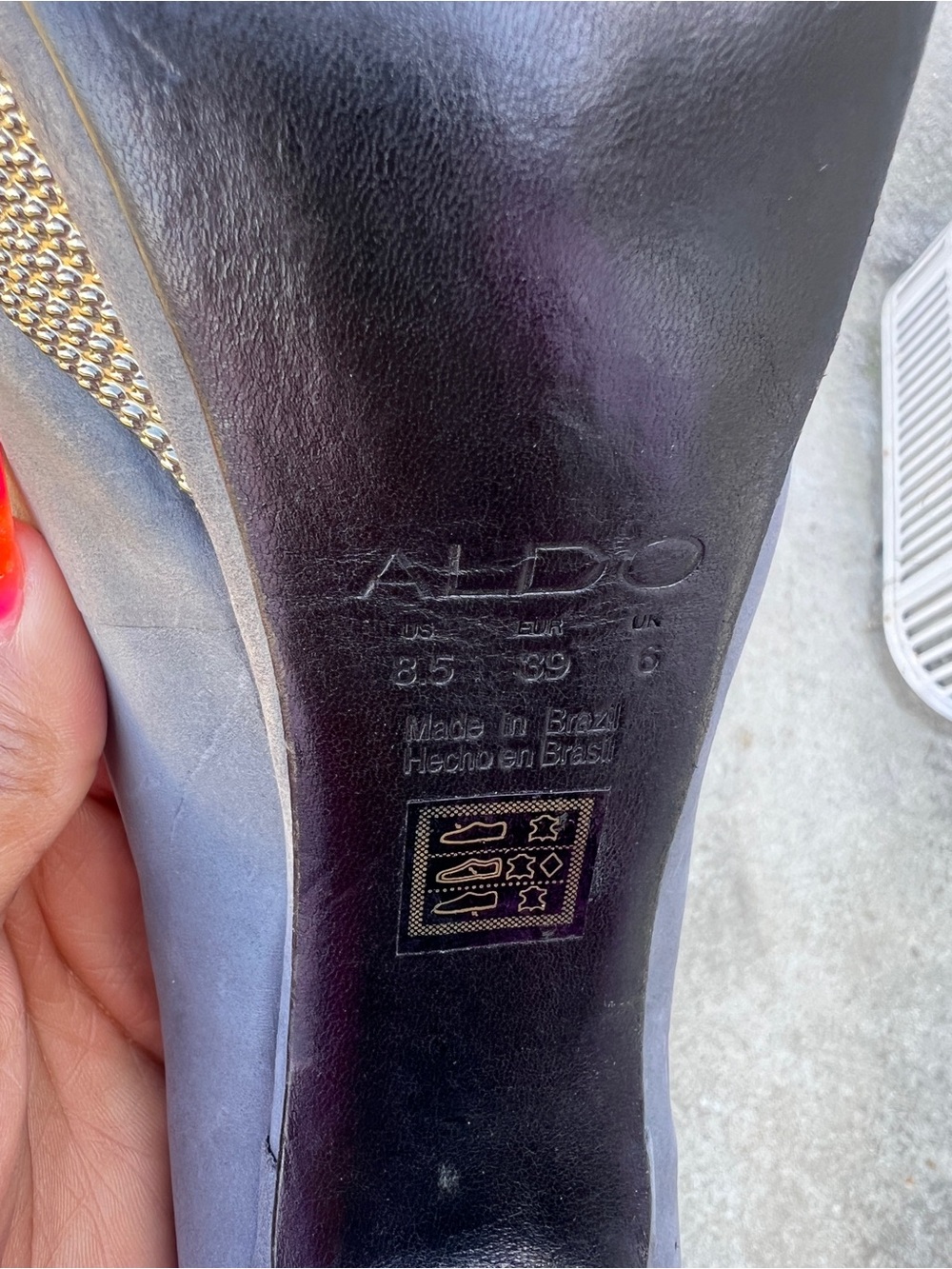 ALDO Gray Suede Studded Heel Pumps • Size 8.5 - Picture 5 of 5